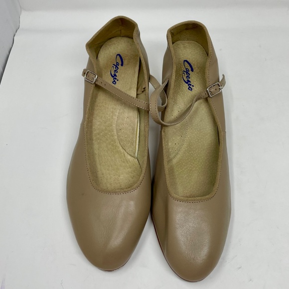 Capezio Beige Leather Mary Jane Tap Shoes - Picture 10 of 16